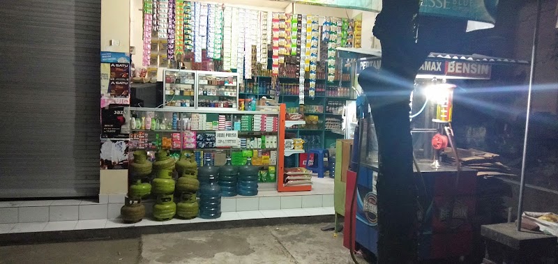 Toko Ponidi: Your One-Stop Retail Haven in Nusa Sejati, Never Out of Stock